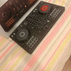Dj decks