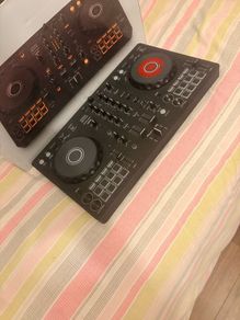 Dj decks