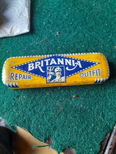 britannia repair outfit