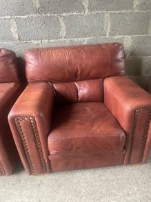 3 seater sofa and 2 matching armchairs