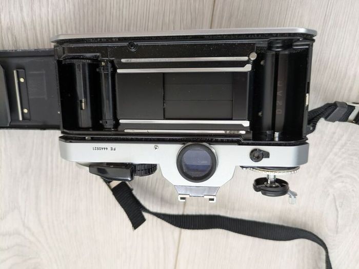 Nikon FE 35mm Film Camera Body