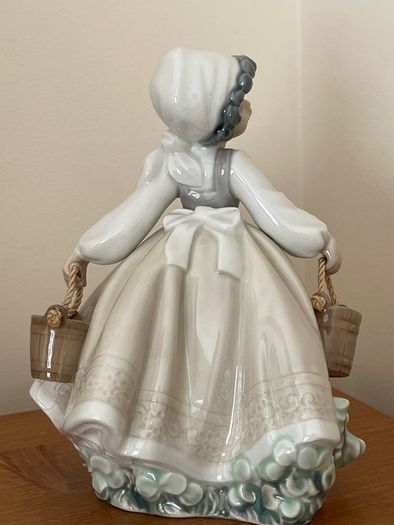 NAO by Lladro