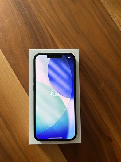 iPhone 13 - 256GB