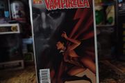 Vampirella ! Issue #5 ! Jelena Kevic-Djurdjevic Variant Cover ! 2011 ! by Dynamite Entertainment !