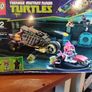 Lego Teenage Mutant Hero Turtles 79102 Stealth Shell in Pursuit Image 2