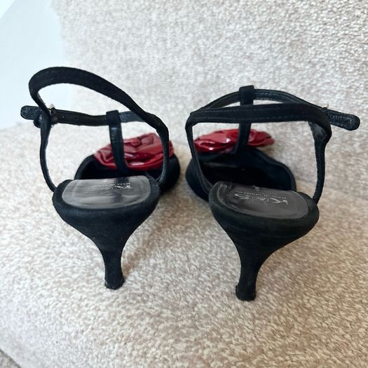 Kennel und Schmenger black peep toe heels