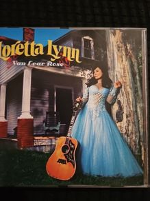 Loretta Lynn - Van Lear Rose.