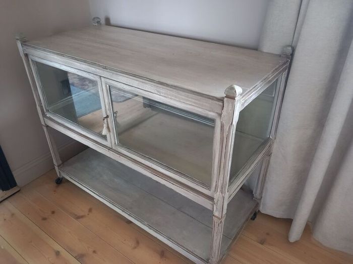 shabby chic cabinet