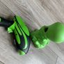 Toy bat and toy gun if you want to know how to play read the description below. Image 3