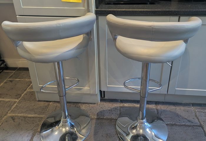 High stools