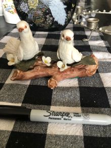Very old collectors item 2 doves