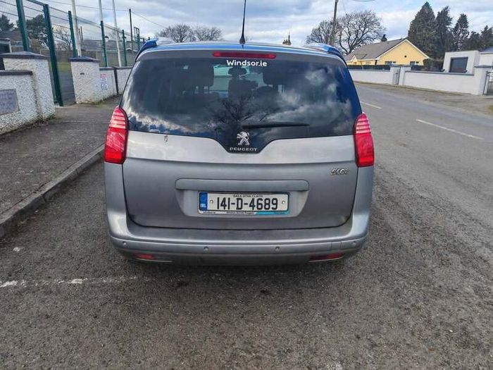2014 Peugeot 5008