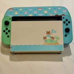 Nintendo Switch Animal Crossing Ltd Edition + Official Case