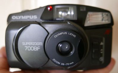 Olympus Superzoom 700BF 35mm Film Camera Tested
