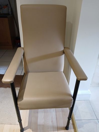 Orthopedic chair