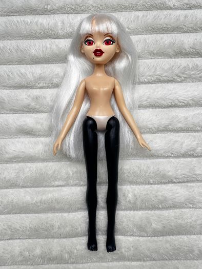 MGA Entertainment Bratzillaz Glam Gets Wicked Jade J'Adore Nude Doll Used Please see photos