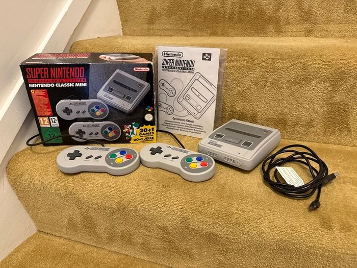 Nes Classic Mini Snes Classic Mini Mint Boxed Complete For Sale in ...