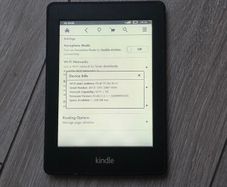 Kindle Paperwhite 1st Gen (Free Post)