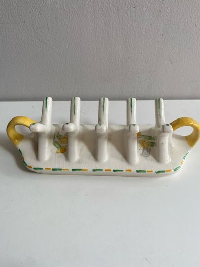 Crown Devon pretty mid 20th century toast rack