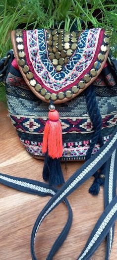 Accessorize small bucket bag