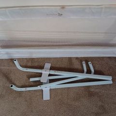 Bed rail free to go