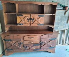 Old style sideboard 2000mm long 1850mm high top section lifts off, needs a good clean