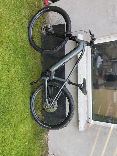 cube reaction mountain bike