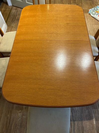 Dining Table + 6 Chairs