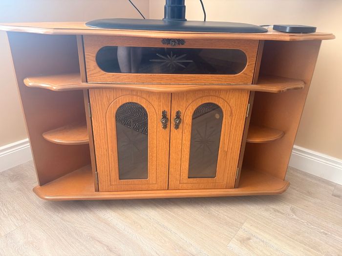 TV corner unit