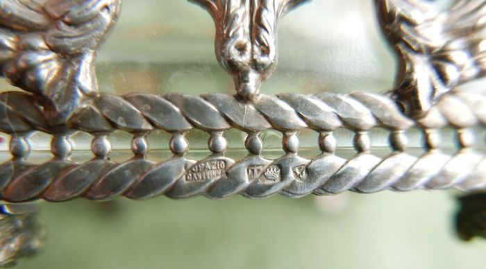 Antique Sterling Silver Handcrafted Square Container With Leaf Applique (glass Slightly Chipped)