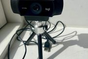 Logitech C922 Pro Stream Webcam with tripod
