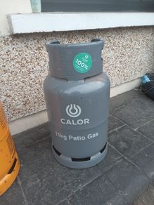 Patio gas bottle (full)