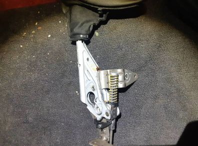 2011 Bmw E90 Lci 320d 6782750 Handbrake Hand Parking Brake Lever Mechanism