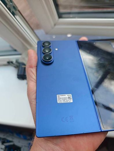 Samsung Galaxy fold7