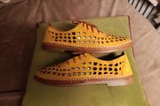 Coco &amp; Apricot ladies flats size