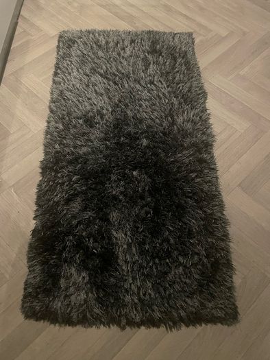 Fluffy grey mat