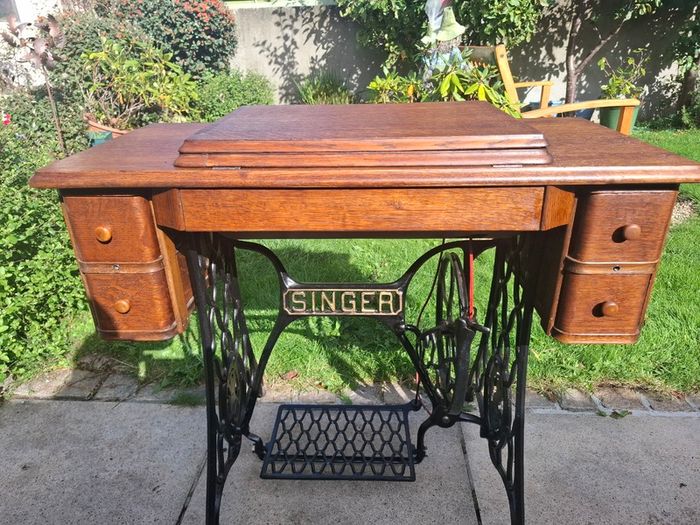 Antique Singer treadle sewing machine