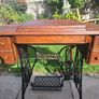 Antique Singer treadle sewing machine Image 7