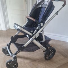 Uppababy buggy & bassinet.