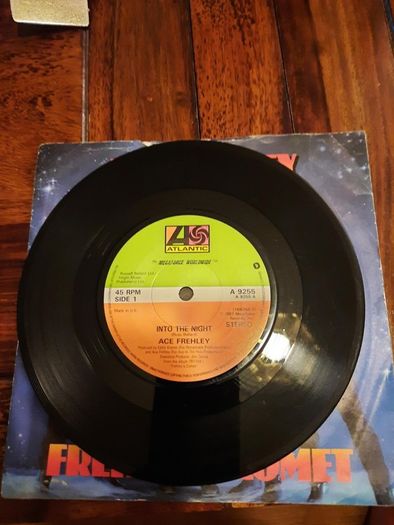 Ace Frehley (frehley's Comet): Into The Night 7 Inch Single