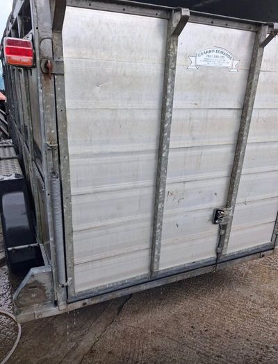Cattle Trailer Tri Axel for Sale