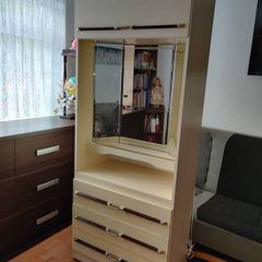 Vintage Dressing Cabinet  Vanity Unit with Triple Mirror & Built In Lights