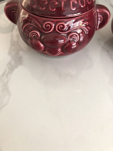 Two Beetroot jars