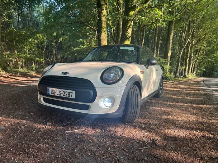 Stunning Mini One 1.2 turbo
