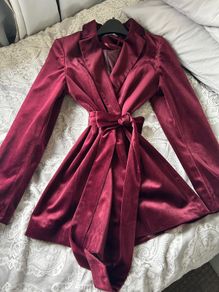 V by Very velvet toe blazer