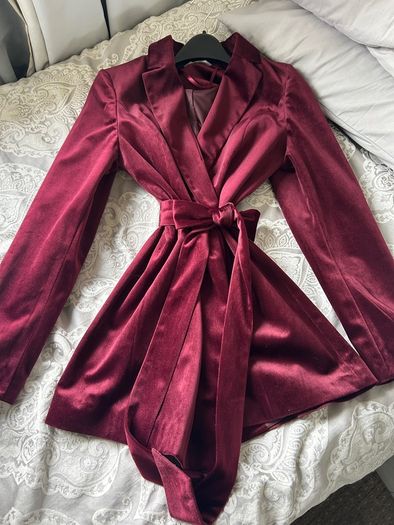 V by Very velvet toe blazer