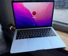 macbook pro 2018
