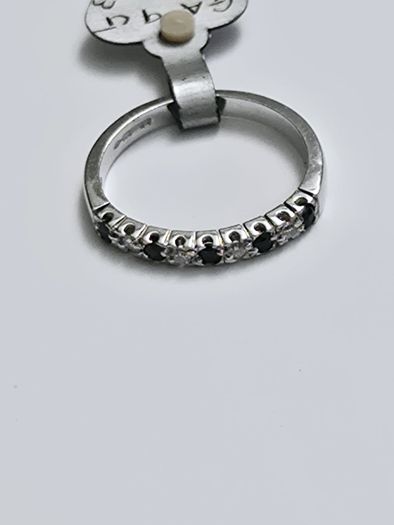 Brand New 9ct White Gold Sapphire & Diamond Eternity Ring