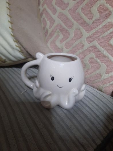 Cute octopus mug