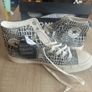 BNIB Converse AllStar limited edition hi tops Ctas in black& white size UK8 EU41,5 26.5 cm Postage included Image 2